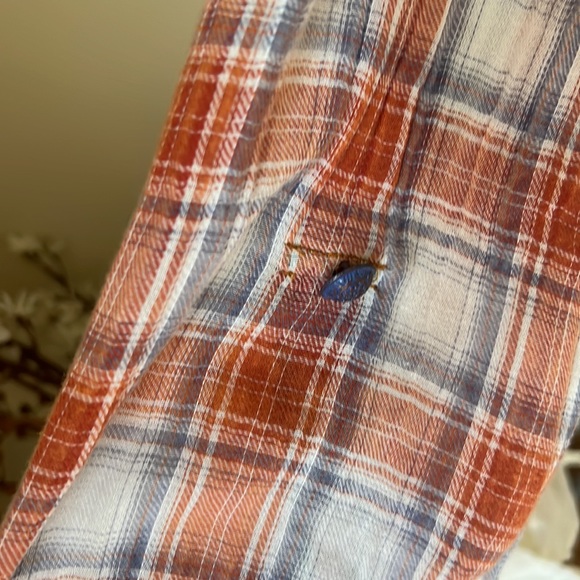 NWT Aratta Plaid Floral Back Long Sleeve Button Down.  Size XS - Picture 6 of 6
